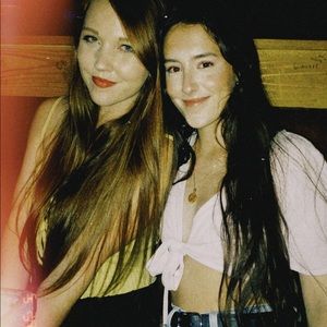 Meet your Posher, Amelia